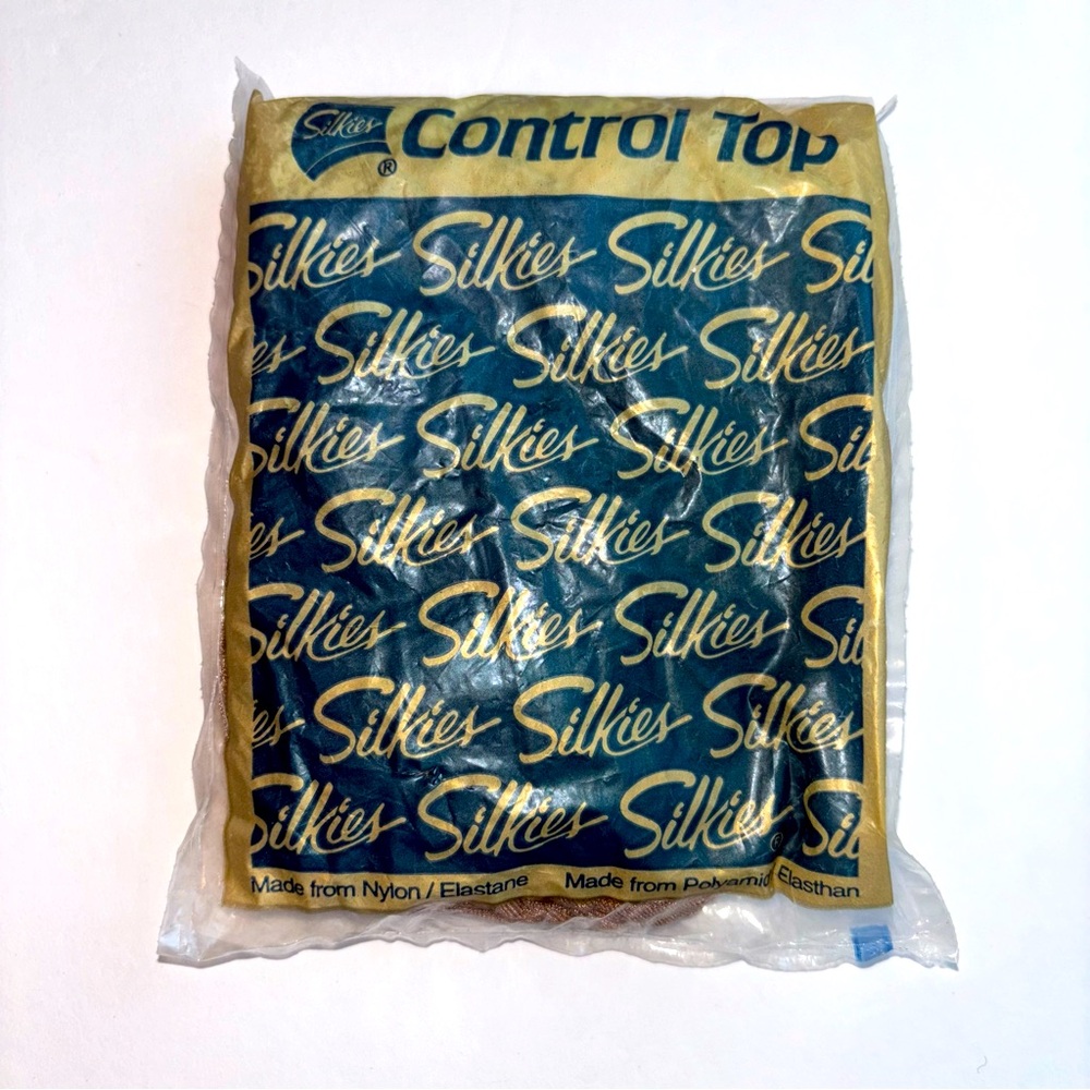 NWT Vintage Silkies‎ Control Top Pantyhose Medium Nude, Natural